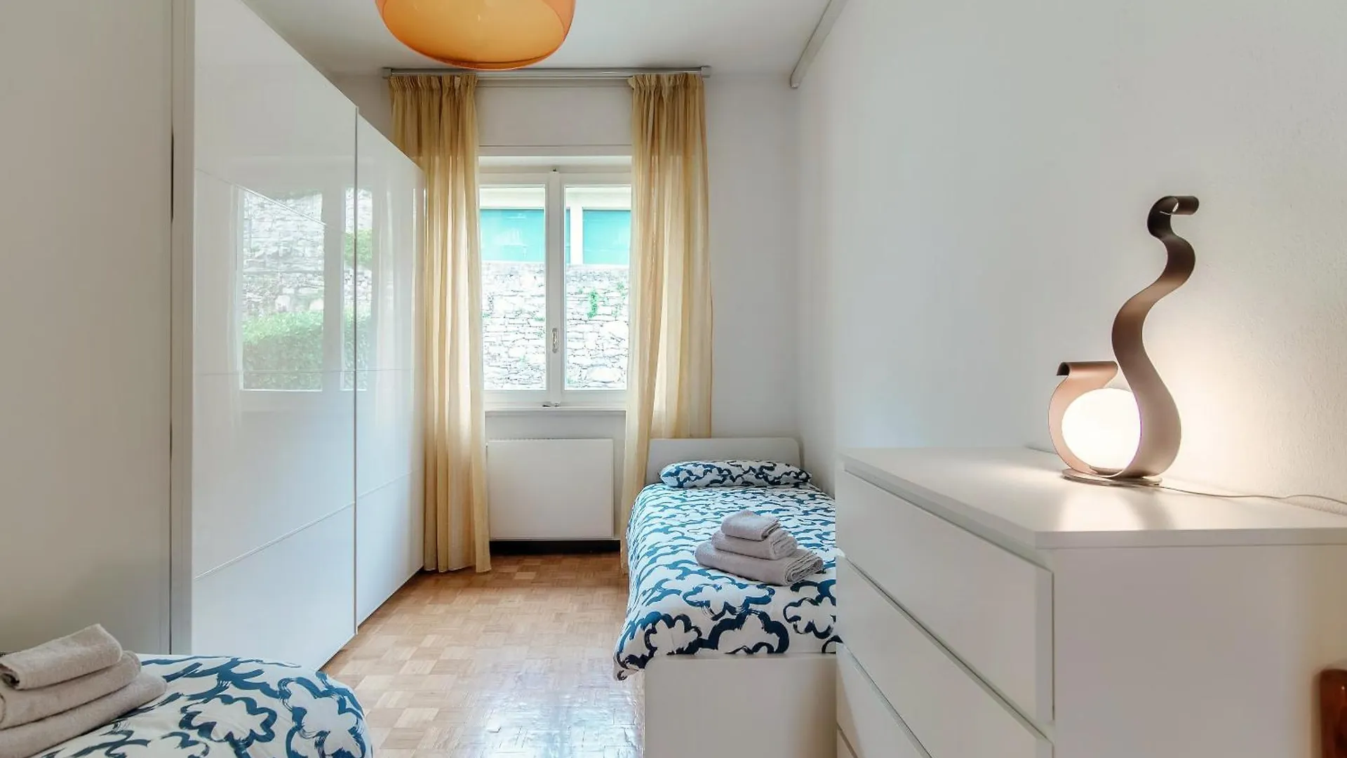 Vista Lario Apartment - Aqua Apartments Cernobbio 0*,  Olaszország