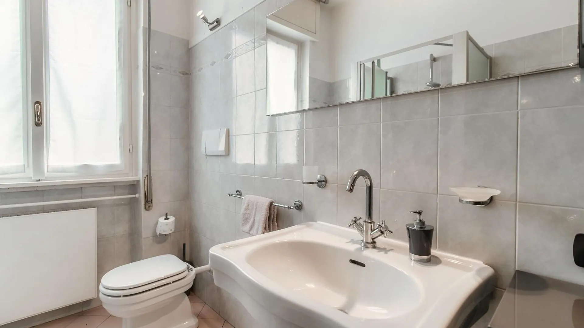 Vista Lario Apartment - Aqua Apartments Cernobbio